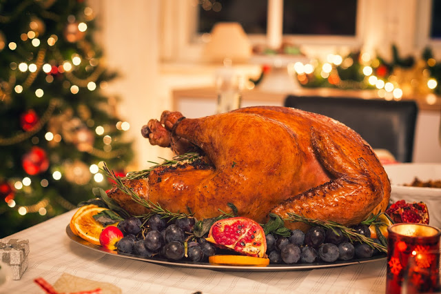 5 ways to save on that big family lunch this festive season